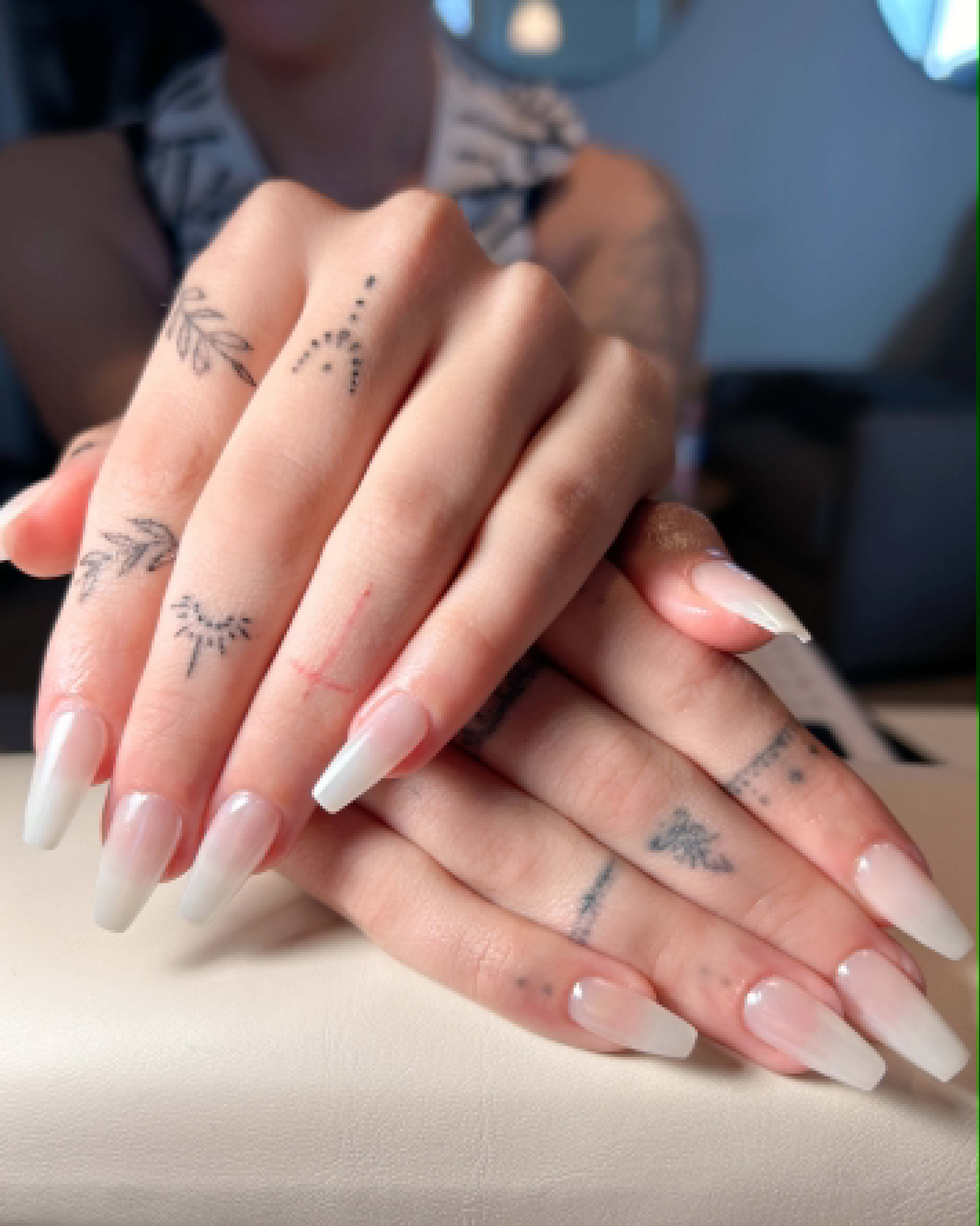 GiGi Nails Vantaa — soft glam gel nail art with fine detail